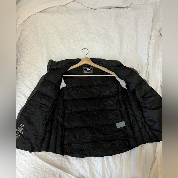 PGD packable down vest - Picture 2 of 5